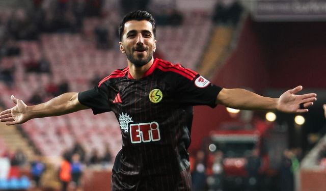 Eskişehirspor'da Hasan Kaya yine şovunu yaptı