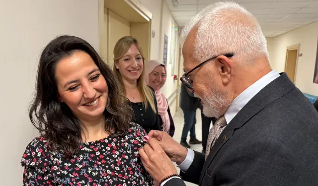İl Sağlık Müdürü Bildirici’den meme kanseri farkındalık ziyareti