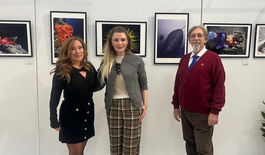 "Işığa Dokunan Kalpler Sergisi" sanatseverlerle buluştu