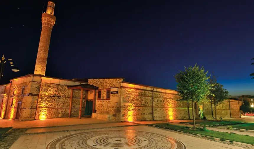 800 yıllık Selçuklu mirası Sivrihisar Ulu Cami