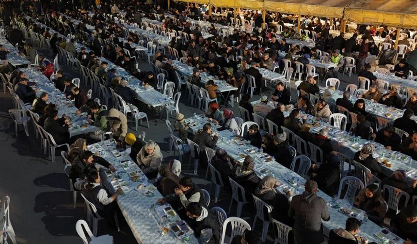 Çifteler’de iftar sofrası kuruldu