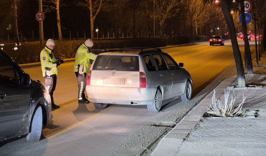 Eskişehir'de 200 bin TL ceza alan sürücü polise feryat etti