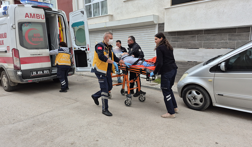 Eskişehir’de korkunç olay: Alzheimer hastası yaşlı kadın dakikalarca yardım bekledi