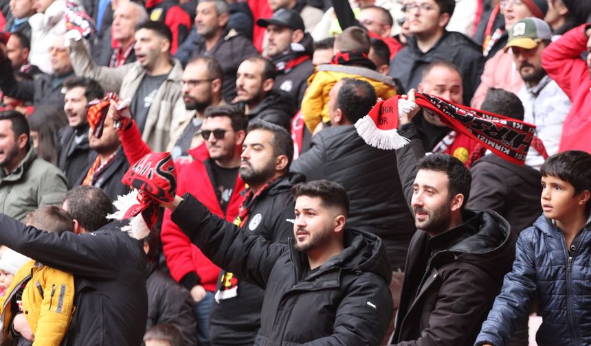 Eskişehirspor taraftarı dünya gündemine oturdu