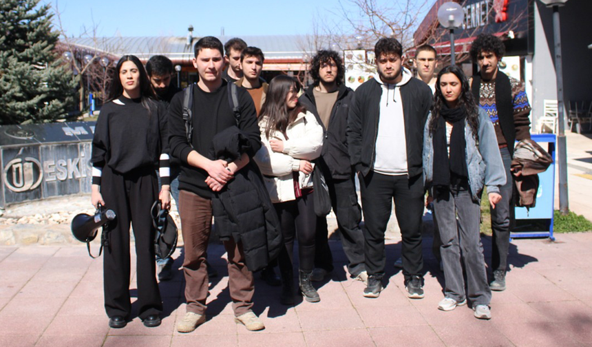 ESOGÜ’de öğrenciler parasız laik eğitim istedi