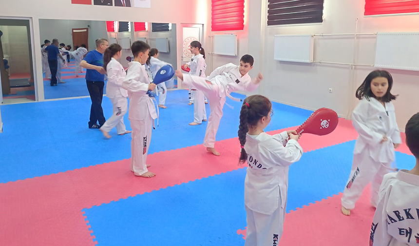 Geleceğin şampiyonları çalışmalarını aralıksız sürdürüyor