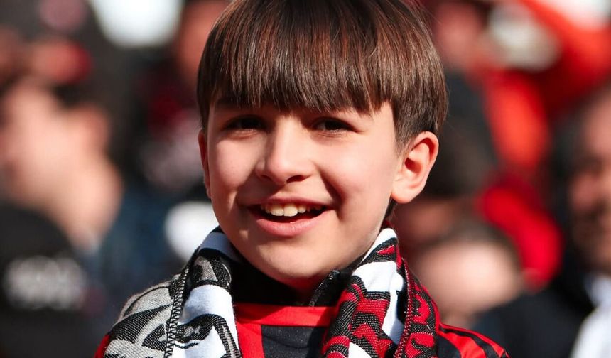 Minik Es-Es'liler soğuk havaya aldırış etmedi