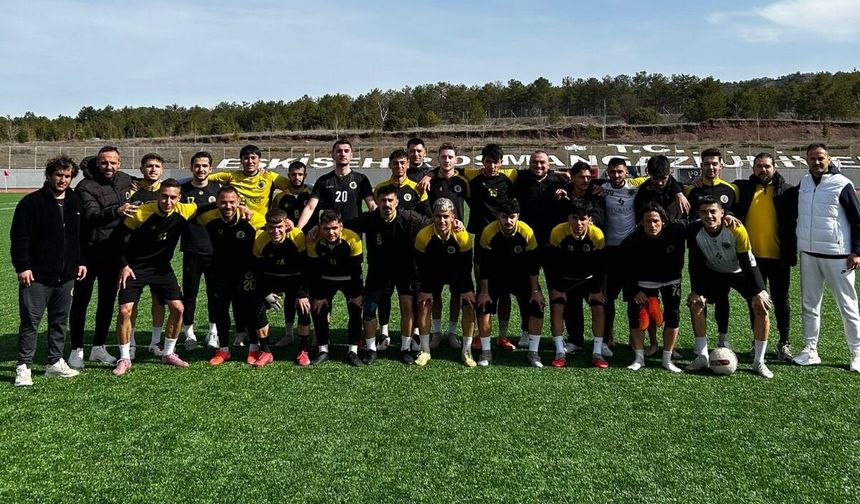 2 Eylül final maçına kilitlendi