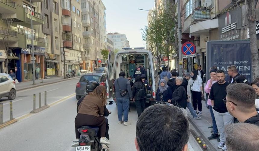 Eskişehir'de scooterin çarptığı yaya yaralandı