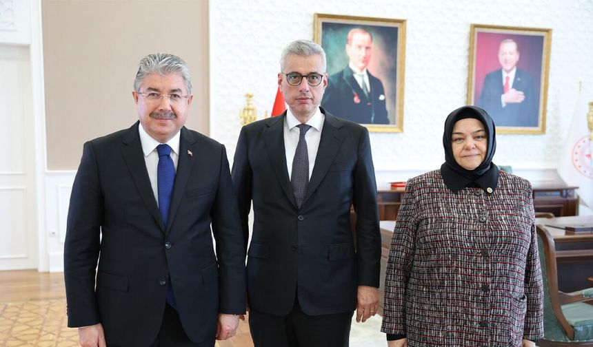 Bakan Memişoğlu’na ziyaret: Hastane özelleştirmeleri gündeme alındı