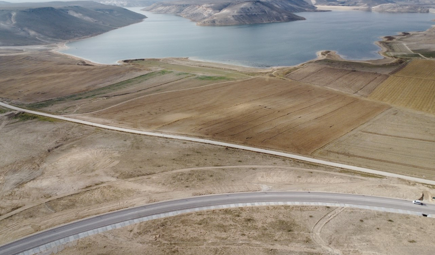DSİ Duyurdu: Eskişehir - Konya güzergâhında yol taşındı