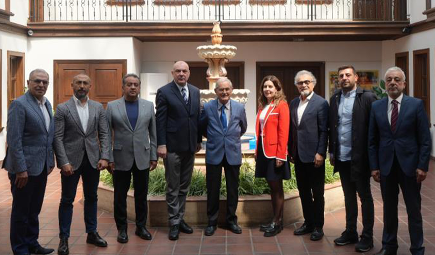 ESO Başkanı Kesikbaş Yılmaz Büyükerşen ile buluştu