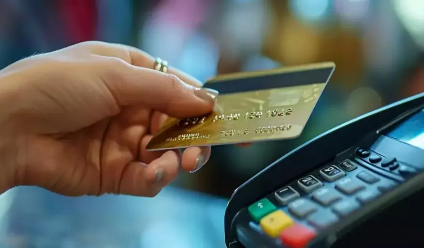 Kredi kartı kullananlar dikkat: Kredi notunuzu etkiliyor