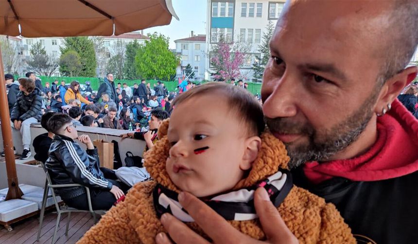 Minik Eskişehirsporlu ilgi odağı oldu