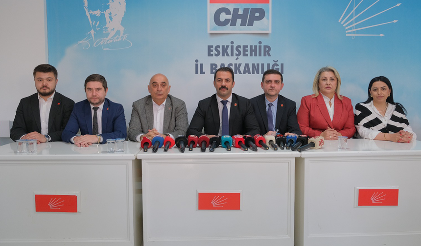 Talat Yalaz’dan Ayşe Ünlüce’ye destek: “Eskişehir halkının iradesi gölgelenemez”