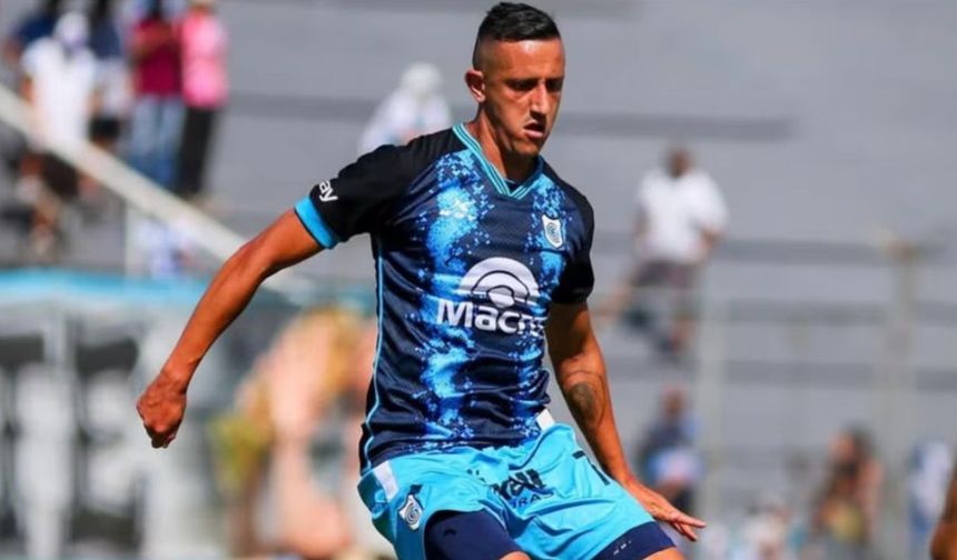 Uçakta "bomba" şakası yaptı: Pahalıya patladı