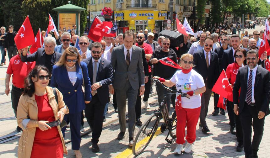 Anahtar Parti’den 19 Mayıs yürüyüşü