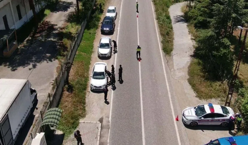 Eskişehir'de trafik denetimleri aralıksız sürüyor