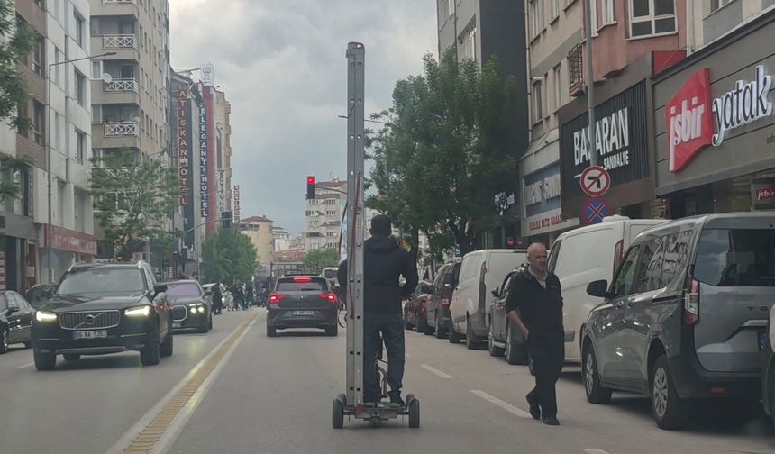 Eskişehir'de trafikte şaşırtan görüntü!