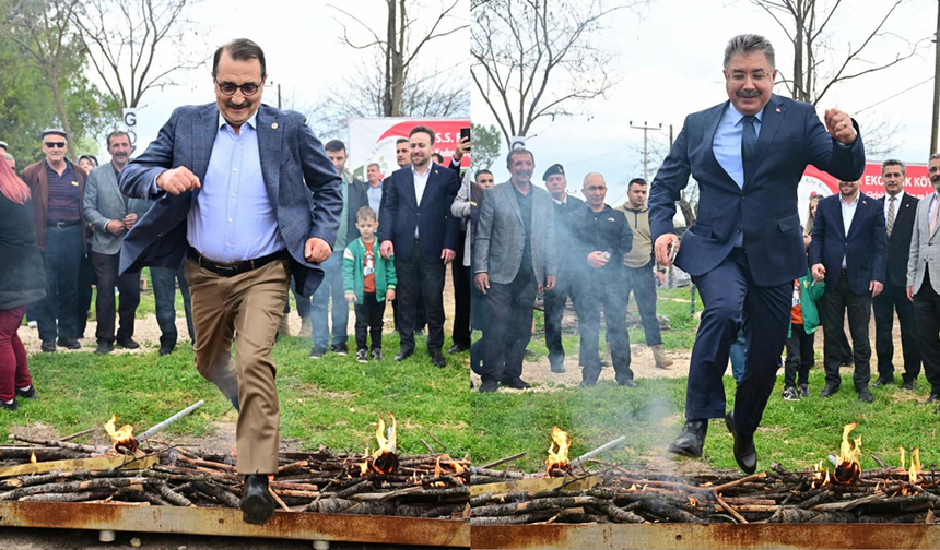 Hıdırellez Coşkusu Kızılinler’de: Erdinç Yılmaz ve Fatih Dönmez ateşten atladı