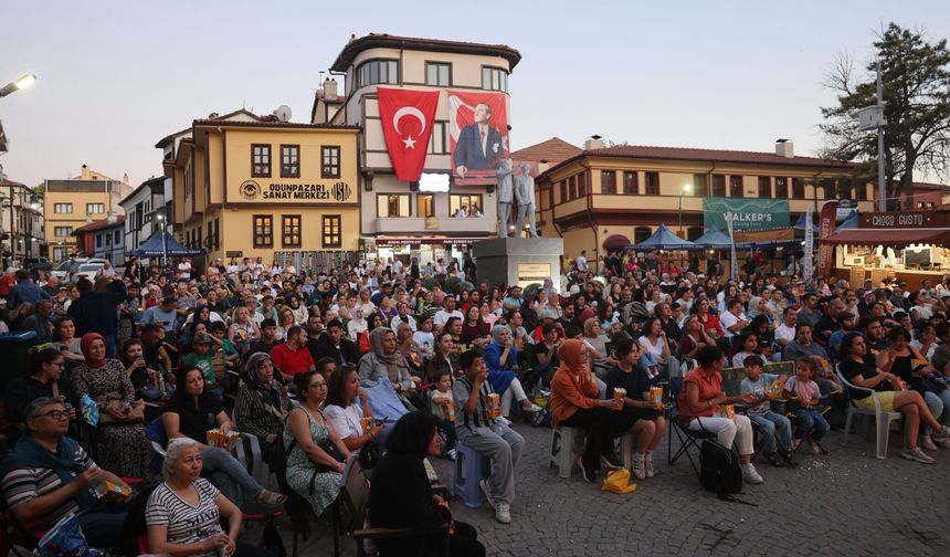 9. Uluslararası Ahşap Heykel Festivali Cuma günü Eskişehir'de başlıyor