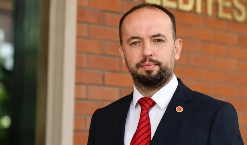 Ali Semih Ünlü'den Ahmet Ataç'a yanıt: "Tepebaşı halkı cevap bekliyor"