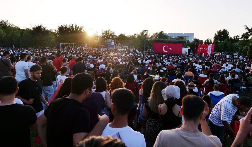 Eskişehir'de milli maç heyecanı Dede Korkut Parkı'nda yaşanacak