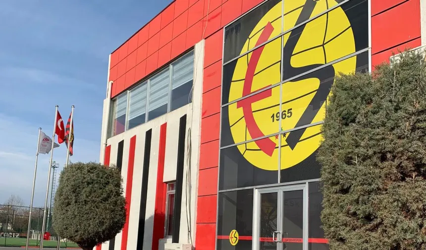 Eskişehirspor yönetiminden rest: Somut proje gelmezse seçim gündemi kapanacak