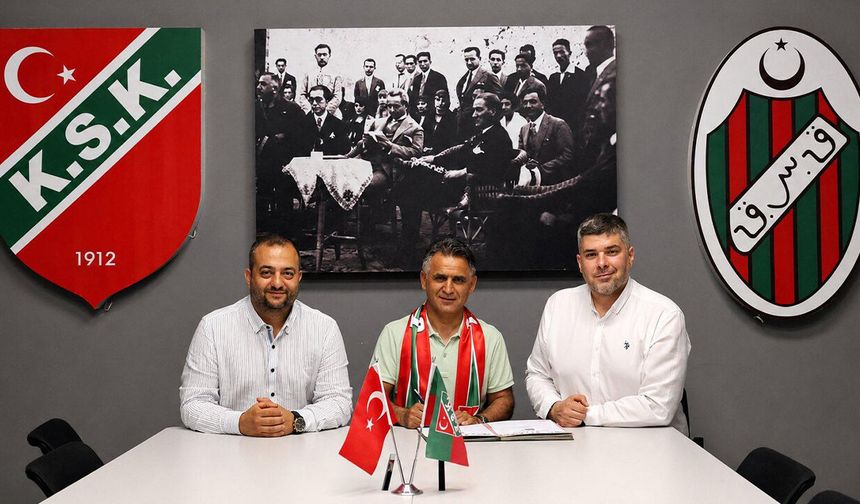 Karşıyaka’da ilk imza Burhanettin Basatemür’e