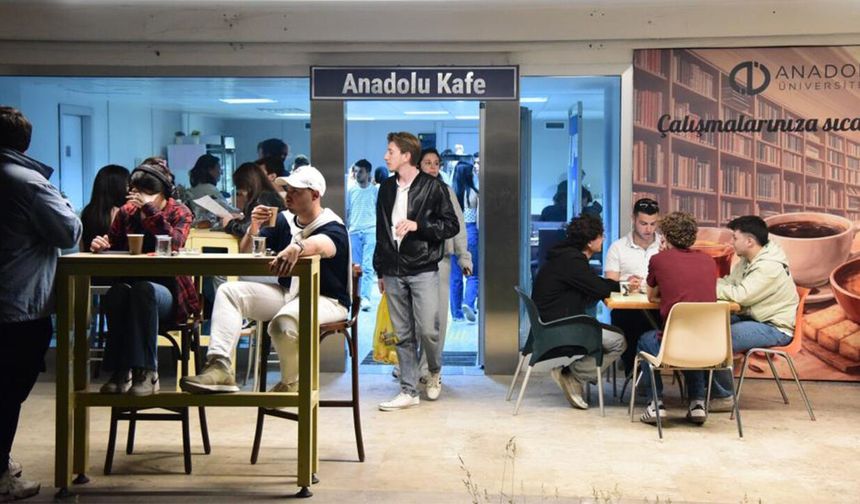 Anadolu Üniversitesi’nden finallere sıcak destek