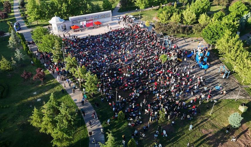 Eskişehirliler Dünya Kupası coşkusuyla uyandı