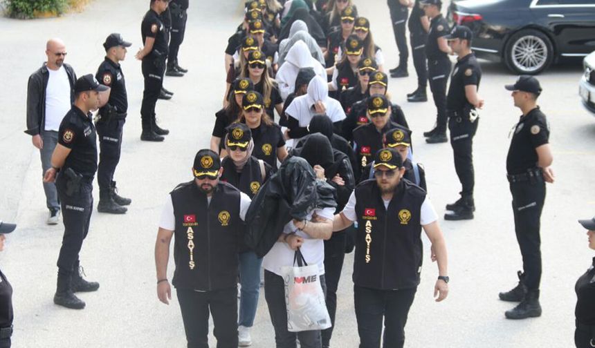 Eskişehir’de masaj salonlarına operasyon: 7 tutuklama
