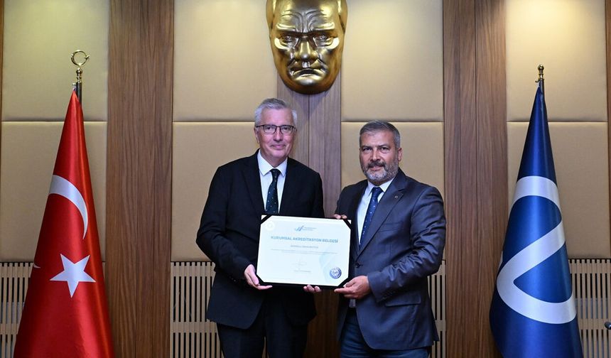 Anadolu Üniversitesinin kalite odaklı eğitim anlayışı tescillendi