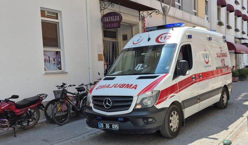 Eskişehir'de hamamda fenalaşan adamın kalbi durdu