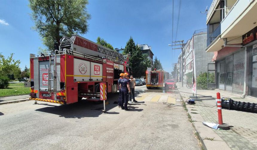 Eskişehir'de korkutan iş yeri yangını