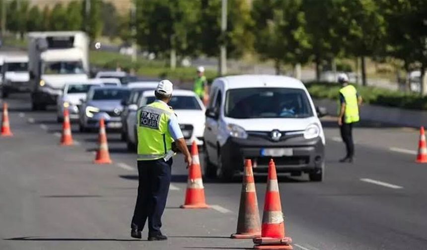 Eskişehir'de trafik denetimi: 9 bin 85 ceza kesildi