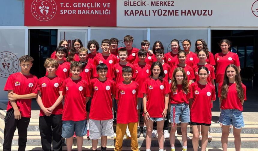 Eskişehirli sporculardan ANALİG Yüzme Şampiyonası'ndan gururlandıran başarı