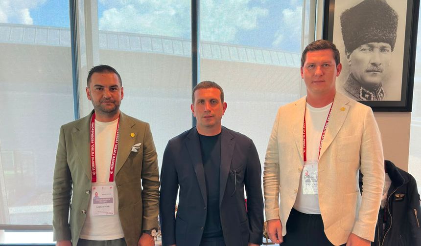 Eskişehirspor heyeti TFF Genel Sekreteri Ayaz’ı ziyaret etti