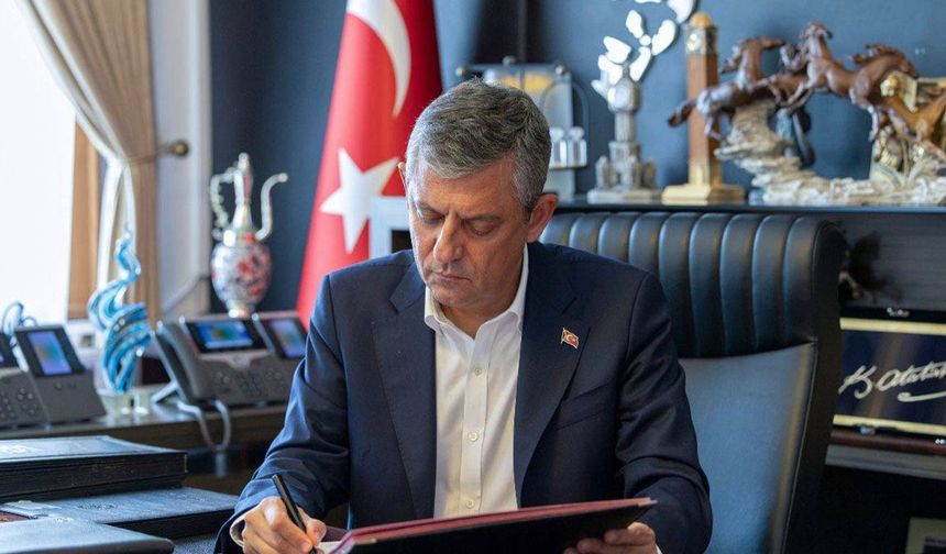 Özgür Özel’den büyükşehir belediye başkanları için kritik açıklama