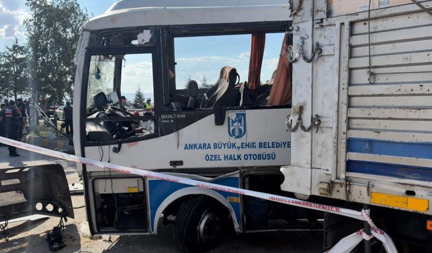 Ankara-Eskişehir yolunda trafik kazası: 2 can kaybı, 25 yaralı