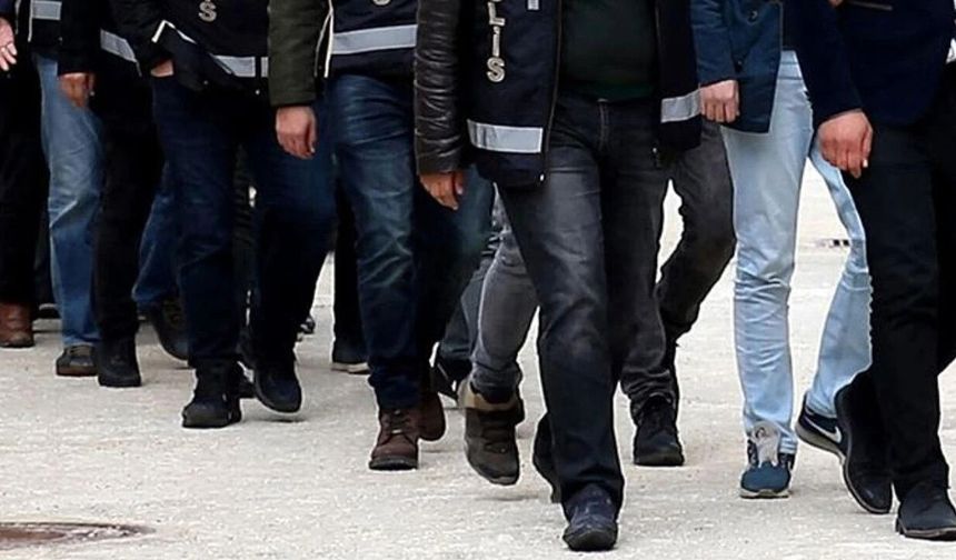 Eskişehir'de hakkında arama kararı bulunan şahıslar yakalandı
