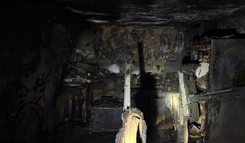 Eskişehir’de ocakta unutulan yemek yangına neden oldu