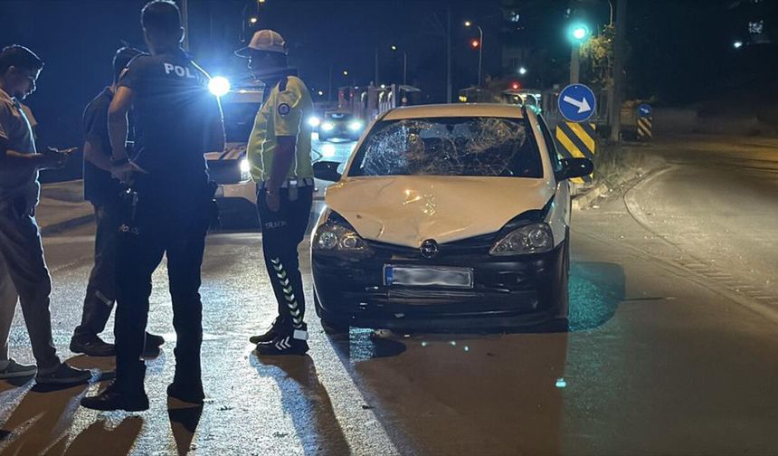 Eskişehir'de otomobil ile motosiklet çarpıştı: 2 yaralı