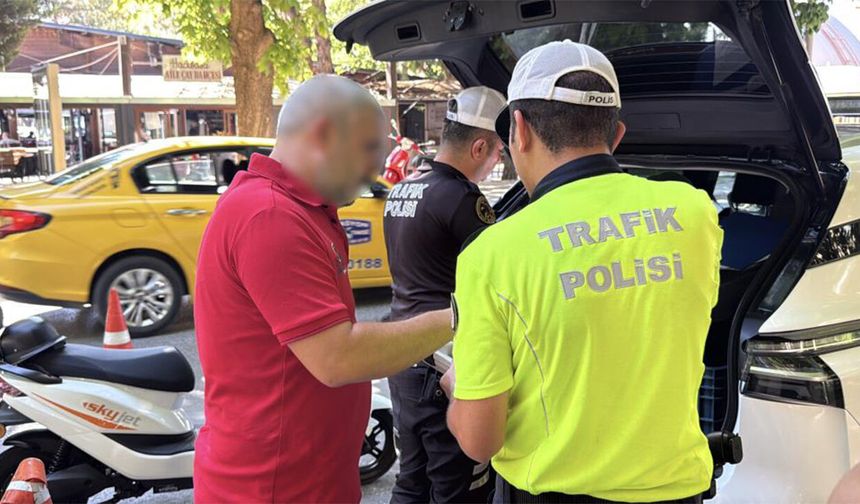 Eskişehir'de plakasız ve alkollü sürücüye ağır ceza