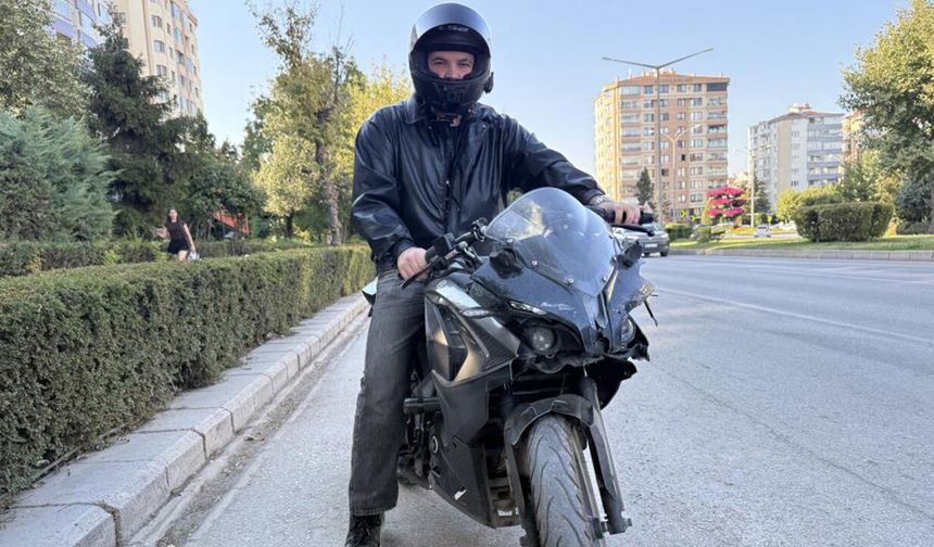 Eskişehir'de şaşırtan kaza: Motorunu aldıktan 5 dakika sonra yine kaza yaptı