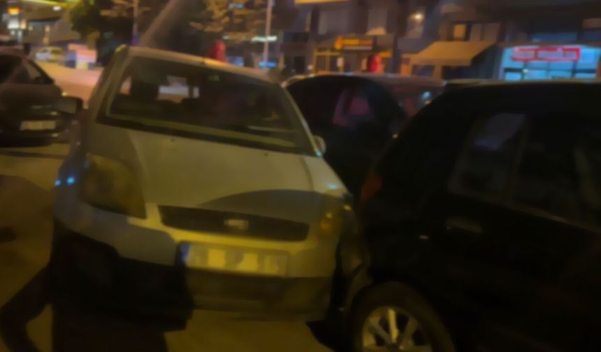 Eskişehir'de sürücü kontrolünü kaybetti! Ortalık karıştı