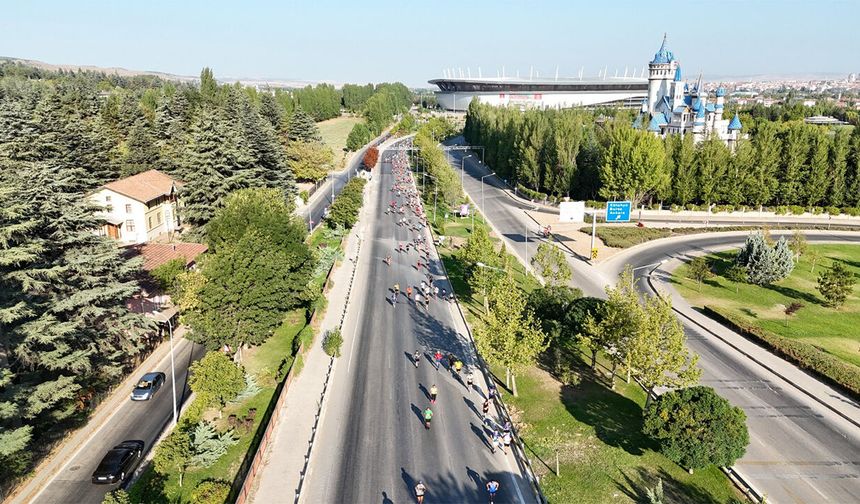 Eskişehir’de Yarı Maraton öncesi sürücüler dikkat! O yollar trafiğe kapatılacak