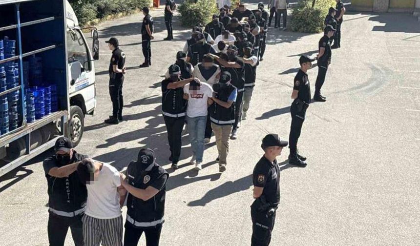 Eskişehir'de yasaklı madde operasyonu: 7 kişi tutuklandı