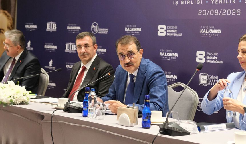 “Eskişehir’in geleceği sadece Ankara’nın desteğiyle inşa edilmez”