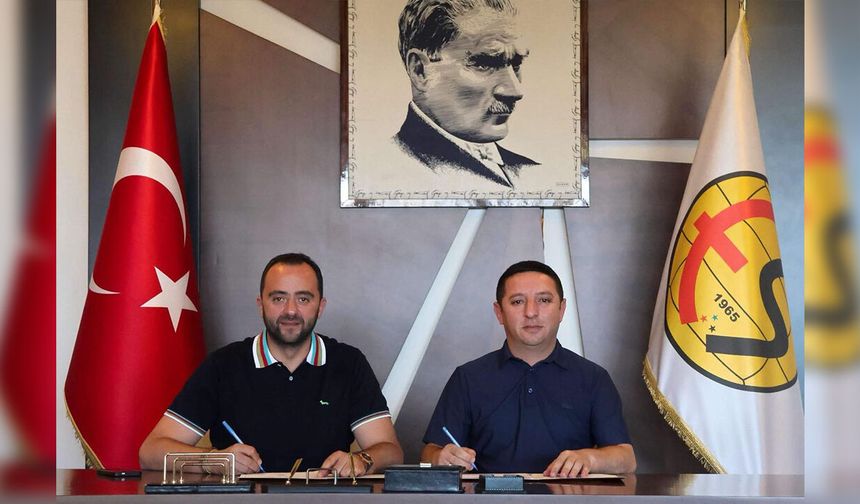Eskişehirspor yönetiminden İstikbal Gazetesi'ne teşekkür